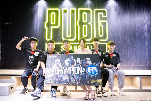 和球员轮换 和球员轮换