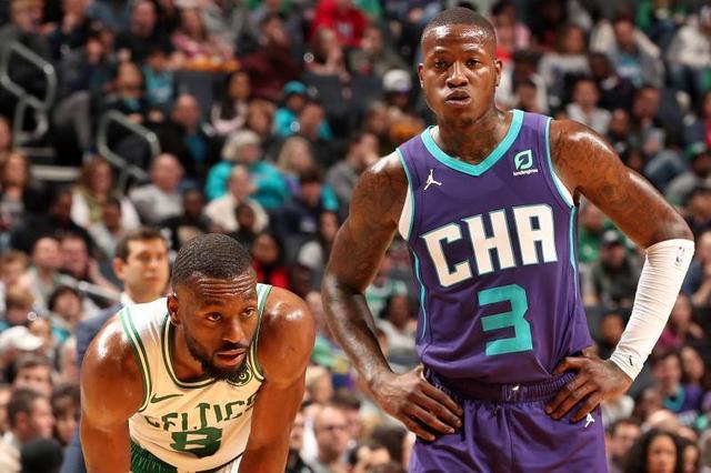 球打穿防线 球打穿防线